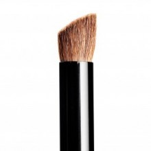 BH Cosmetics Round Angled Blending Brush | Cosmetica-shop.com