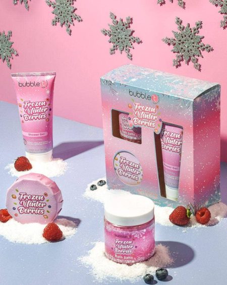 Bubble T Frozen Winter Berries Bath Time Gift Set | Cosmetica-shop.com